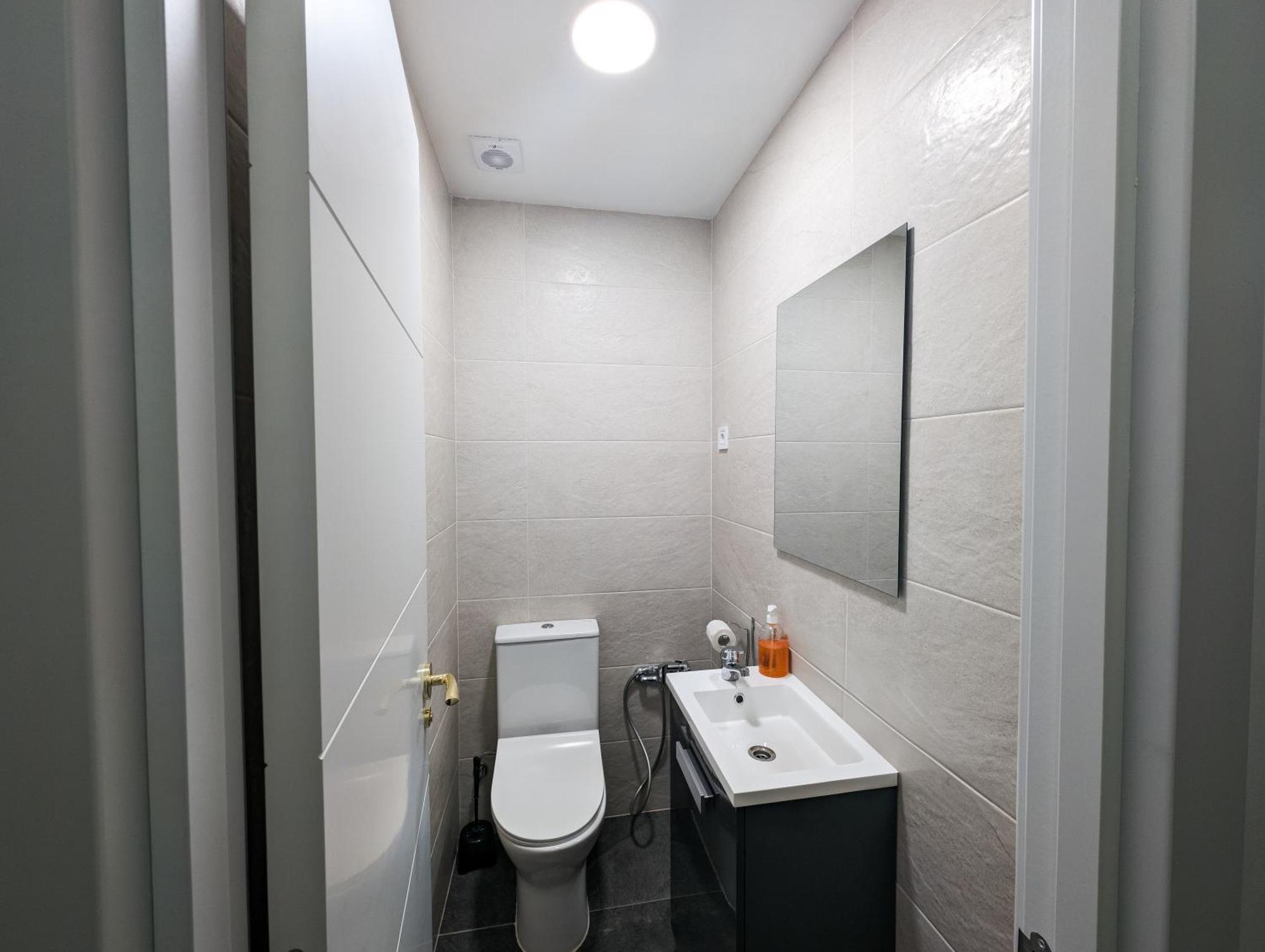 Economicmalagarooms Homestay Malaga